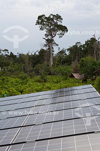  Subject: Mini photovoltaic plant on community of Bom Jesus do Puduari / Place: Novo Airao city - Amazonas state (AM) - Brazil / Date: 10/2011 