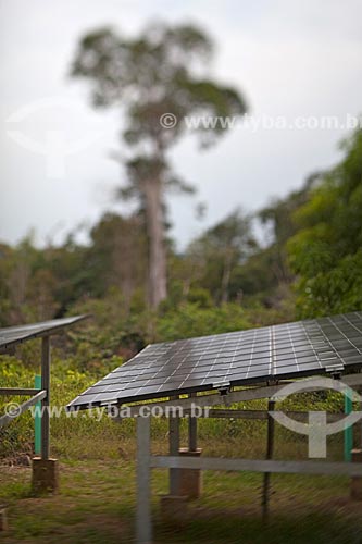  Subject: Mini photovoltaic plant on riverine community of Sobrado - Luz Para Todos Project / Place: Novo Airao city - Amazonas state (AM) - Brazil  / Date: 10/2011 