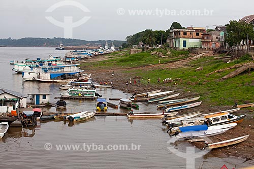  Subject: Morning activity in the port of Itacoatiara / Place: Itacoatiara city - Amazonas state (AM) - Brazil / Date: 10/2011 