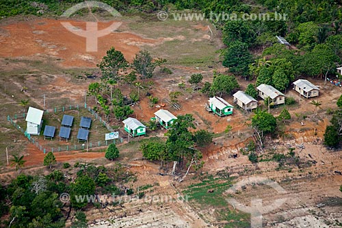  Subject: Aerial view of comunity of Sobrado / Place: Novo Airão city - Amazonas state (AM) - Brazil / Date: 10/2011 