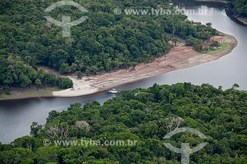 Subject: Aerial view of Negro River nexto to riverine community of Aracari / Place: Novo Airao city - Amazonas state (AM) - Brazil / Date: 10/2011 