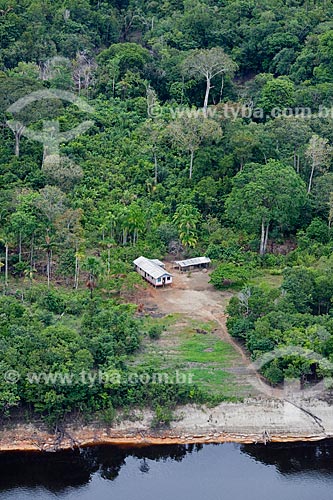  Subject: Aerial view of riverine community of Bom Jesus do Puduari / Place: Novo Airão city - Amazonas state (AM) - Brazil / Date: 10/2011 
