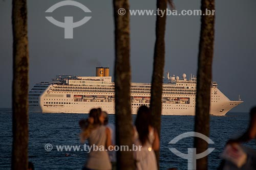  Subject: Transatlantic Ship seen from Arpoador Beach / Place: Ipanema neighborhood - Rio de Janeiro city - Rio de Janeiro state (RJ) - Brazil / Date: 12/2011 