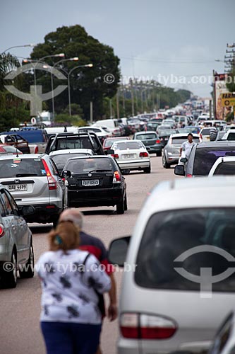  Subject: Traffic on the border between Brazil and Uruguay - Commercial Zone / Place: Chui city - Rio Grande do Sul state (RS) - Brazil / Date: 02/2012 