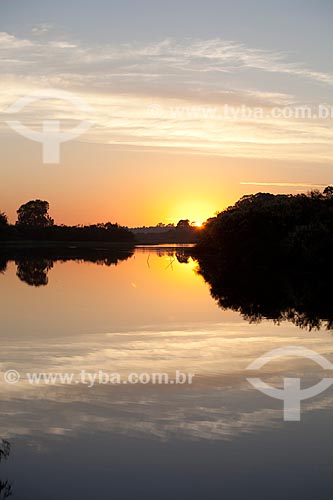  Subject: Dawn in Pelotas Stream / Place: Pelotas city - Rio Grande do Sul state (RS) - Brazil / Date: 02/2012 