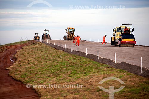  Subject: Duplication works of Highway BR-392/RS / Place: Pelotas city - Rio Grande do Sul state (RS) - Brazil / Date: 02/2012 