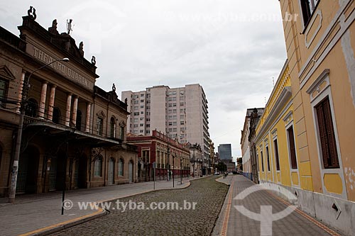  Subject: Guarany Theatre with Lobo da Costa Street / Place: Pelotas city - Rio Grande do Sul state (RS) - Brazil / Date: 02/2012 