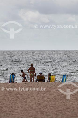  Subject: Family in Laranjal Beach - Patos Lagoon / Place: Pelotas city - Rio Grande do Sul state (RS) - Brazil / Date: 02/2012 