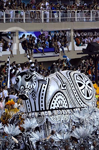  Subject: Parade of Academicos do Salgueiro Samba School - Floats with Boi Mandigueiro - Plot in 2012 - White and Incarnate Cordel  / Place: Rio de Janeiro city - Rio de Janeiro state (RJ) - Brazil / Date: 02/2012 