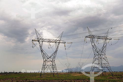  Subject: Transmission towers of electric power on BR-465 - Former Rio-Sao Paulo Highway  / Place: Seropedica city - Rio de Janeiro state (RJ) - Brazil / Date: 10/2011 
