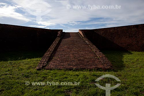  Subject: Ramp of the Sao Jose de Macapa Fortress (1782) / Place: Macapa city - Amapa state (AP) - Brazil / Date: 04/2012 