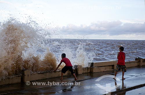  Subject: Leisure in the Santa Ines edge (Beira Rio) - Amazon River / Place: Macapa city - Amapa state (AP) - Brazil / Date: 04/2012 