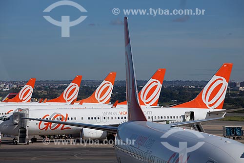 Subject: Gol Aircrafts in Juscelino Kubitschek International Airport of Brasilia / Place: Brasilia city - Federal District (FD) - Brazil / Date: 04/2012 
