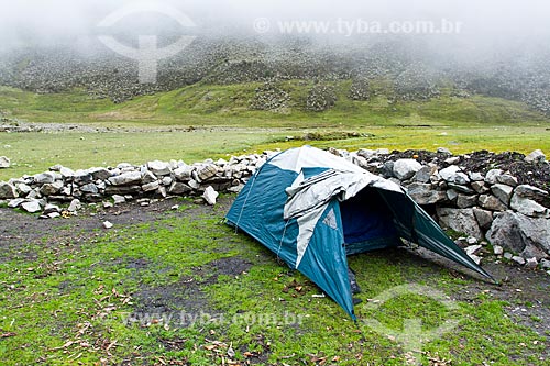  Subject: Camping on the trail to Pan de Azucar Mountain in Sierra de la Culata National Park / Place: Merida city - Merida state - Venezuela - South America / Date: 05/2012 