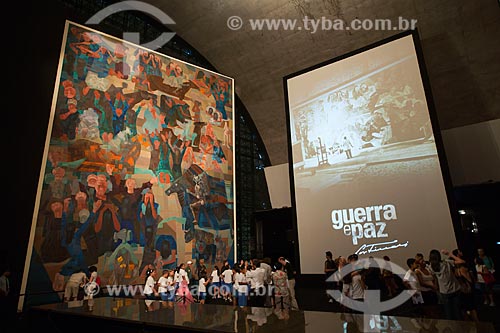  Subject: Exhibition War and Peace in Latin America Memorial - War panel of Candido Portinari that was restored and is part of the acquis of the UN in New York / Place: Sao Paulo city - Sao Paulo state (SP) - Brazil / Date: 03/2012 