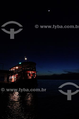  Subject: Vessel in the lower Negro River seen from the of Ponta Negra beach / Place: Manaus city - Amazonas state (AM) - Brazil / Date: 06/2012 