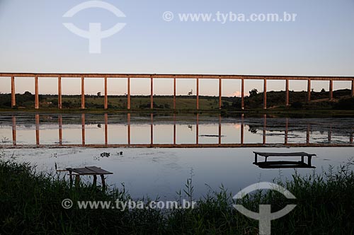  Subject: Bridge of Carajas Railway in the neighborhood of Piquia de Baixo / Place: Acailandia city - Maranhao state (MA) - Brazil / Date: 05/2012 