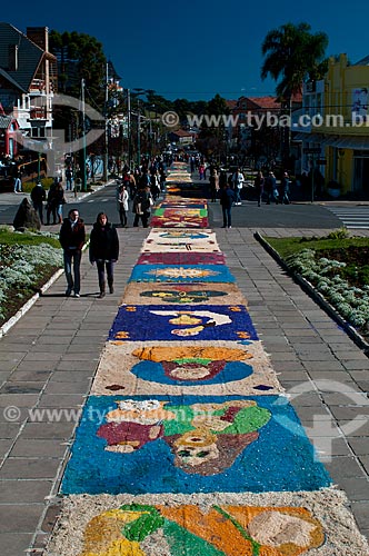  Subject: Decoration Corpus Christi with rugs of sawdust / Place: Canela city - Rio Grande do Sul state (RS) - Brazil / Date: 06/2012 