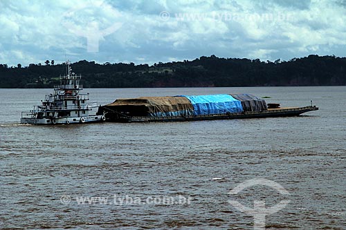  Subject: Ferry doing cargo transportation in the Amazon River between the towns of Itacoatiara and Parintins / Place: Itacoatiara city - Amazonas state (AM) - Brazil / Date: 06/2012 