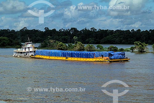  Subject: Ferry doing cargo transportation in the Amazon River between the towns of Itacoatiara and Parintins / Place: Itacoatiara city - Amazonas state (AM) - Brazil / Date: 06/2012 