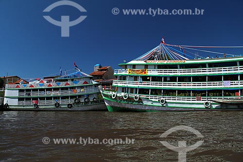  Subject: Passenger ships moored in port / Place: Parintins city - Amazonas state (AM) - Brazil / Date: 06/2012 