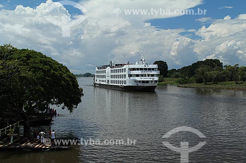  Subject: Ship passenger - Cruise on Amazon River - Iberostar Ship / Place: Parintins city - Amazonas state (AM) - Brazil / Date: 06/2012 