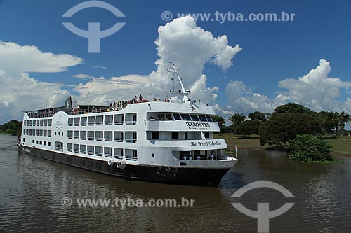  Subject: Ship passenger - Cruise on Amazon River - Iberostar Ship / Place: Parintins city - Amazonas state (AM) - Brazil / Date: 06/2012 