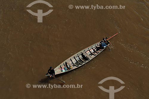  Subject: Boat in the Amazon River in the flooding season between the towns of Parintins and Itacoatiara / Place: Parintins city - Amazonas state (AM) - Brazil / Date: 06/2012 