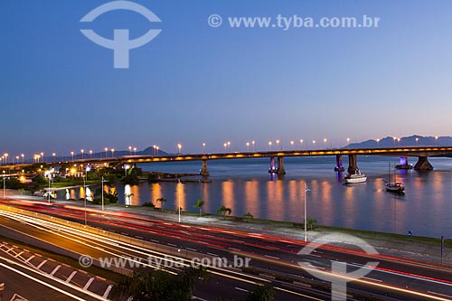  Subject: Colombo Salles Bridge (1975) at nightfall / Place: Florianopolis city - Santa Catarina state (SC) - Brazil / Date: 07/2012 