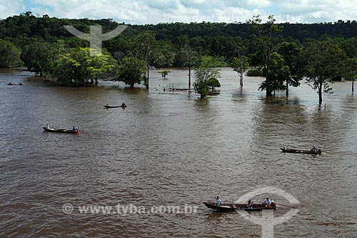  Subject: Amazon River in flood season between the cities of Parintins and Itacoatiara / Place: Parintins city - Amazonas state (AM) - Brazil / Date: 07/2012 