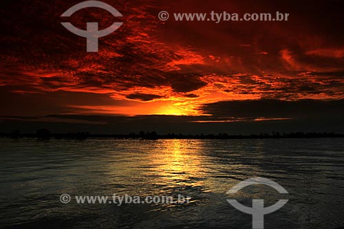  Subject: Evening on Amazonas River / Place: Urucurituba city - Amazonas state (AM) - Brazil / Date: 07/2012 