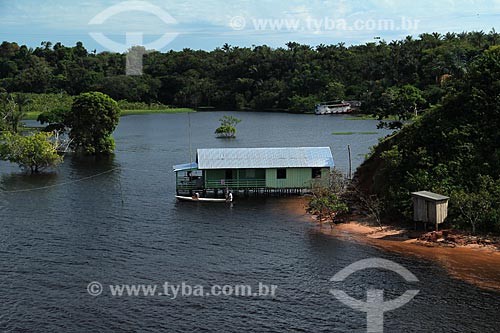  Subject: House on Amazon River in flood season / Place: Manaus city - Amazonas state (AM) - Brazil / Date: 07/2012 