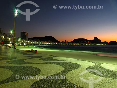  Subject: Copacabana Beach at dawn / Place: Copacabana neighborhood - Rio de Janeiro city - Rio de Janeiro state (RJ) - Brazil / Date: 07/2012 