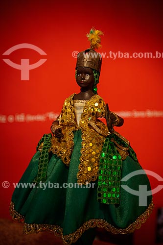  Subject: Mannequin with costume of Oxossi in the Memorial of Baianas - Orisha of Candomble for plenty and hunting / Place: Salvador city - Bahia state (BA) - Brazil / Date: 07/2012 