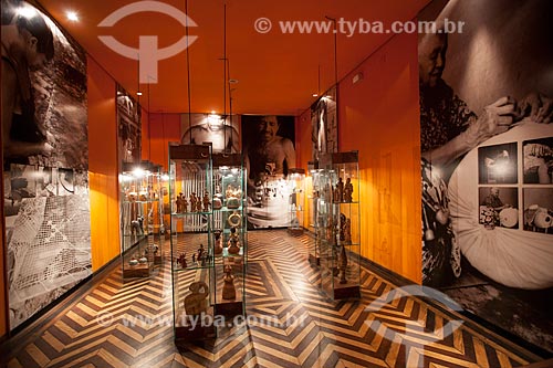  Subject: Exhibition room of the Anthropology and folklore Museum Theo Brandao (1975) of the Federal University of Alagoas - Objects produced by popular artists / Place: Maceio city - Alagoas state (AL) - Brazil / Date: 07/2012 