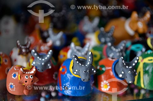  Subject: Handicraft in ceramic on sale in store in the historic city center Sao Luis / Place: Sao Luis city - Maranhao state (MA) - Brazil / Date: 05/2012 