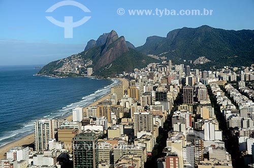  Subject: Aerial view of part of the neighborhood and beach of Ipanema and Leblon and in the background the hill Two Brothers Sugar Loaf and Vidigal / Place: Rio de Janeiro city - Rio de Janeiro state (RJ) - Brazil / Date: 05/2012 