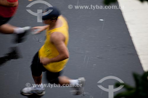  Subject: Runner during Half Marathon City of Rio de Janeiro / Place: Rio de Janeiro city - Rio de Janeiro state (RJ) - Brazil / Date: 07/2012 