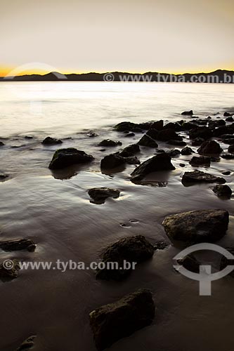  Subject: Sunset at Ponta das Canas Beach / Place: Ponta das Canas neighborhood - Santa Catarina state (SC) - Brazil / Date: 09/2012 