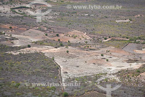  Subject: Aerial view of small rural properties in the backwoods of Bahia / Place: Monte Santo city - Bahia state (BA) - Brazil / Date: 06/2012 