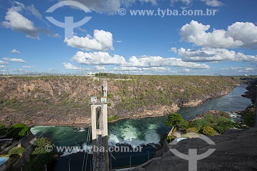 Subject: Dom Pedro II Bridge over the Sao Francisco river in Complex Hydroelectric Paulo Afonso  / Place: Paulo Afonso city - Bahia state (BA) - Brazil / Date: 06/2012 