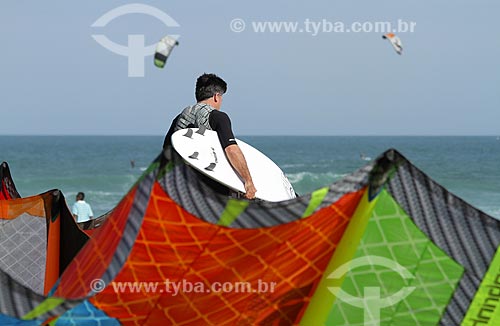  Subject: Kitesurfing at Barra da Tijuca Beach / Place: Barra da Tijuca neighborhood - Rio de Janeiro city - Rio de Janeiro state (RJ) - Brazil / Date: 10/2012 