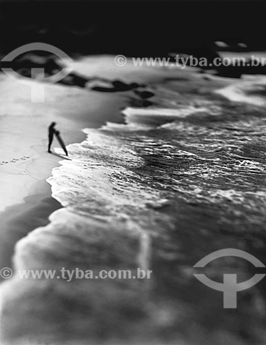  Subject: Surfer at Prainha Beach / Place: Recreio dos Bandeirantes neighborhood - Rio de Janeiro state (RJ) - Brazil / Date: 09/2012 