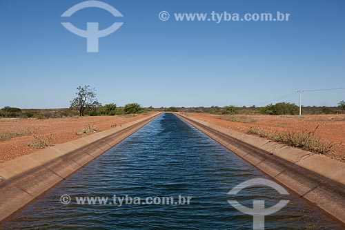  Main Irrigation channel of the Pontal Project which intends lead water the São Francisco River to agricultural areas dried the state of Pernambuco - in the region called Depression the São Francisco River located to the north of Petrolina   - Petrolina city - Pernambuco state (PE) - Brazil