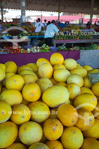  Subject: Fruits produced in irrigated areas of  backwoods Pernambuco on sale in the municipal market / Place: Petrolina city - Pernambuco state (PE) - Brazil / Date: 06/2012 