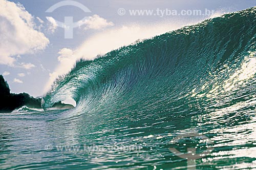  Subject: Wave on cacimba do Padre Beach / Place: Fernando de Noronha - Pernambuco state (PE) - Brazil / Date: 1999 
