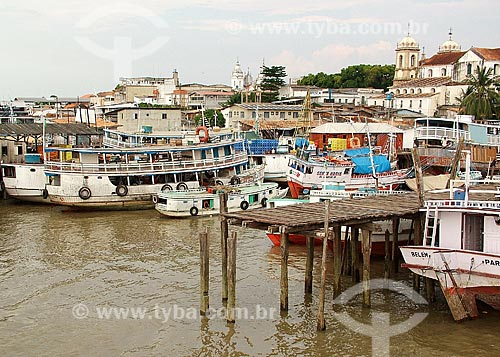  Subject: Belem Port on the banks of the Guama river  / Place: Belem city - Para state (PA) - Brazil / Date: 11/2004 
