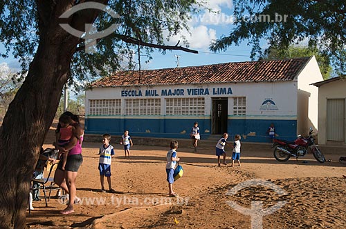  Subject: Municipal School Major Vieira Lima in rural zone of the city / Place: Serra Talhada city - Pernambuco state (PE) - Brazil / Date: 08/2012 