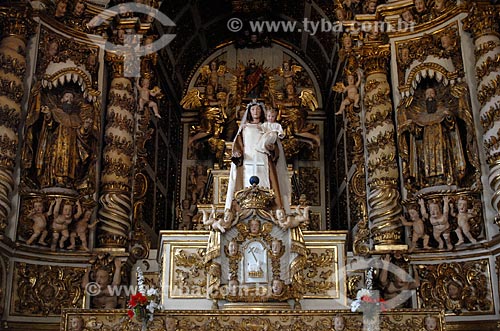  Subject: High altar of Nossa Senhora do Carmo Church (XVIII century) / Place: Alcantara city - Maranhao state (MA) - Brazil / Date: 09/2010 