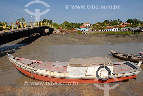  Subject: Boat on Porto do Jacare (Alligator Port) / Place: Alcantara city - Maranhao state (MA) - Brazil / Date: 09/2010 